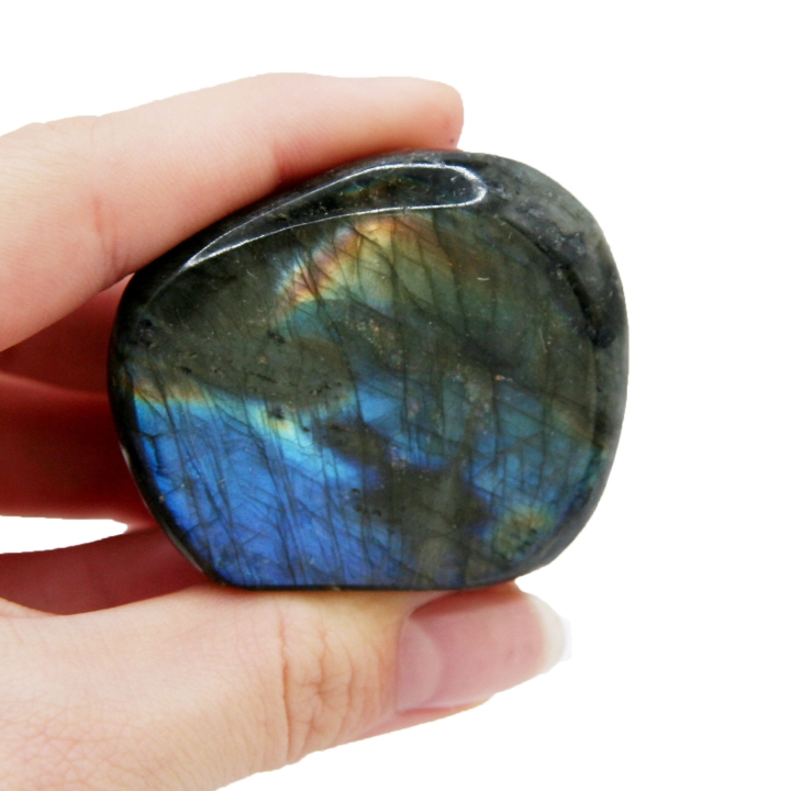 Naturalny labradoryt – polerowana bryła w formie ozdobnej