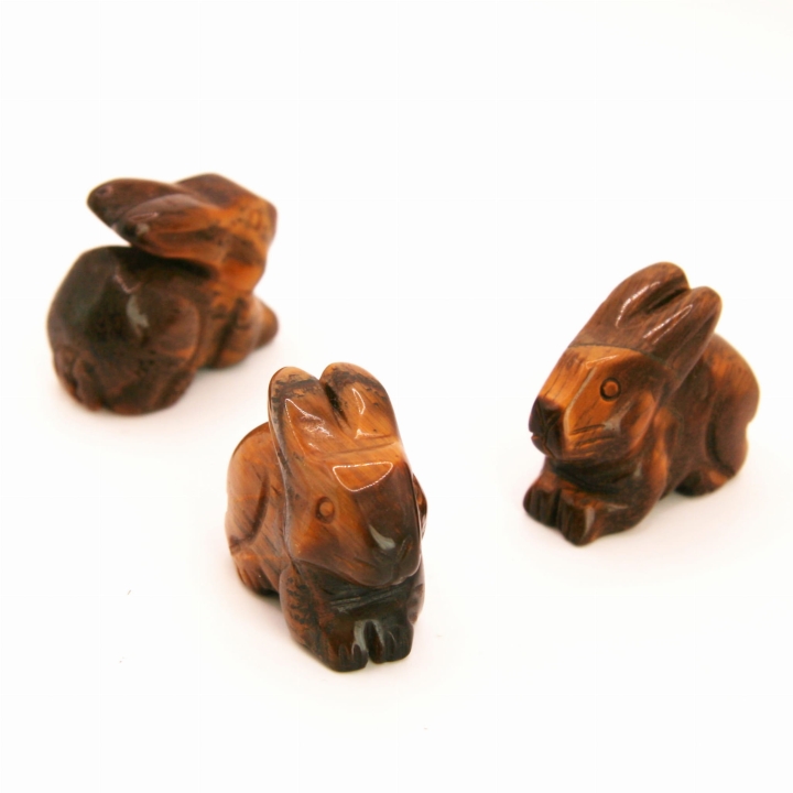 Polerowana figurka zająca - naturalne tygrysie oko.