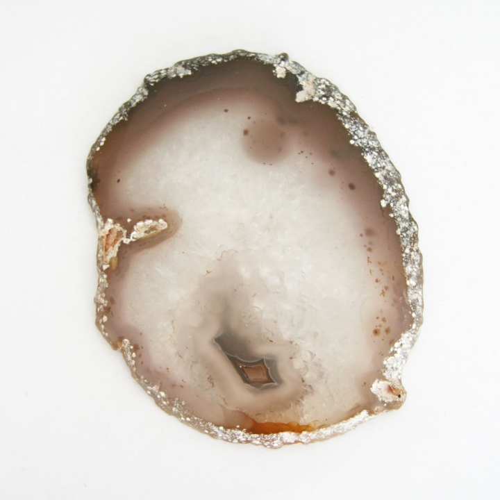 Agatowy plaster szary z subtelnym pasmowaniem, polerowany obustronnie.