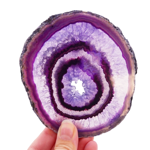 Fioletowy agat polerowany w formie plastra – minerał o wyjątkowym rysunku