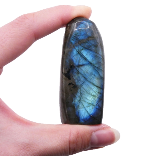 Labradoryt stojąca forma ozdobna nr 022 – unikatowa bryła freeform z płaską podstawą.