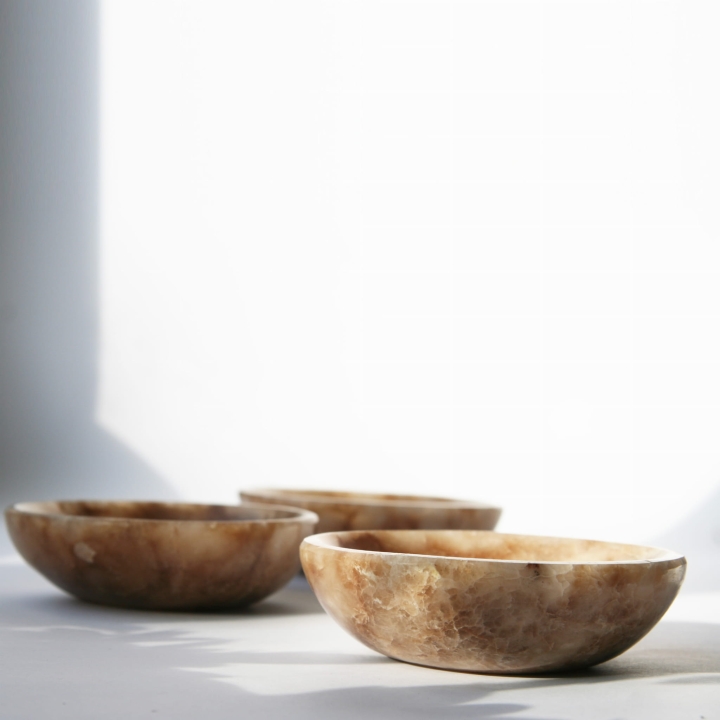 Miski wykonane z autentycznych kamieni szlachetnych i półszlachetnych.